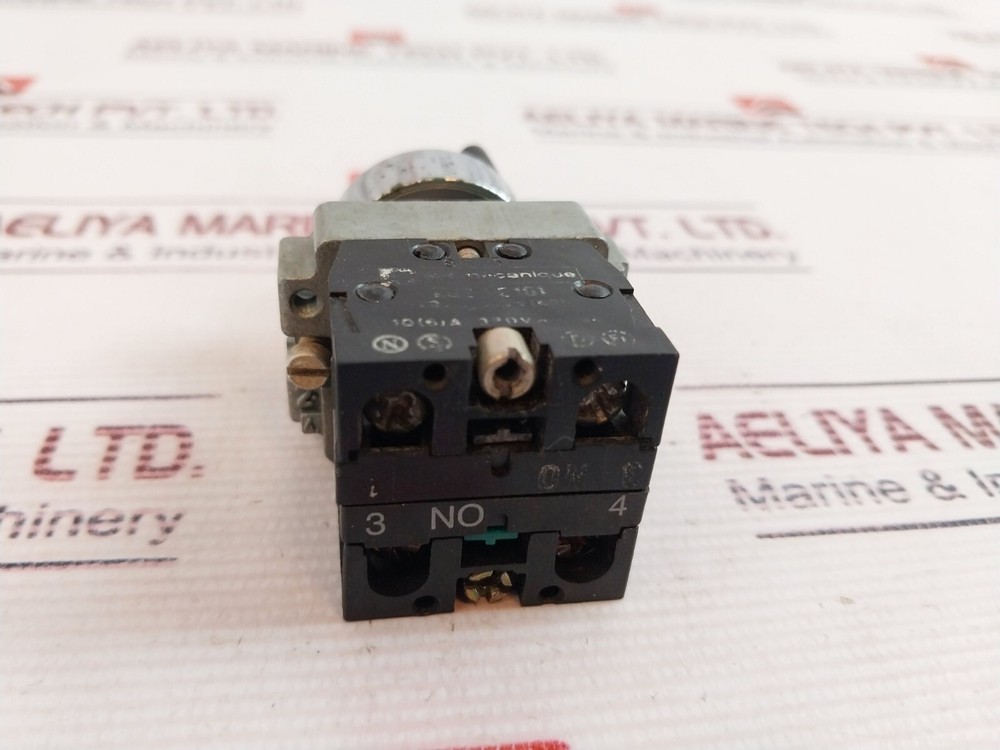 Xider XXB2-BE101 Push Button Switch 400V~