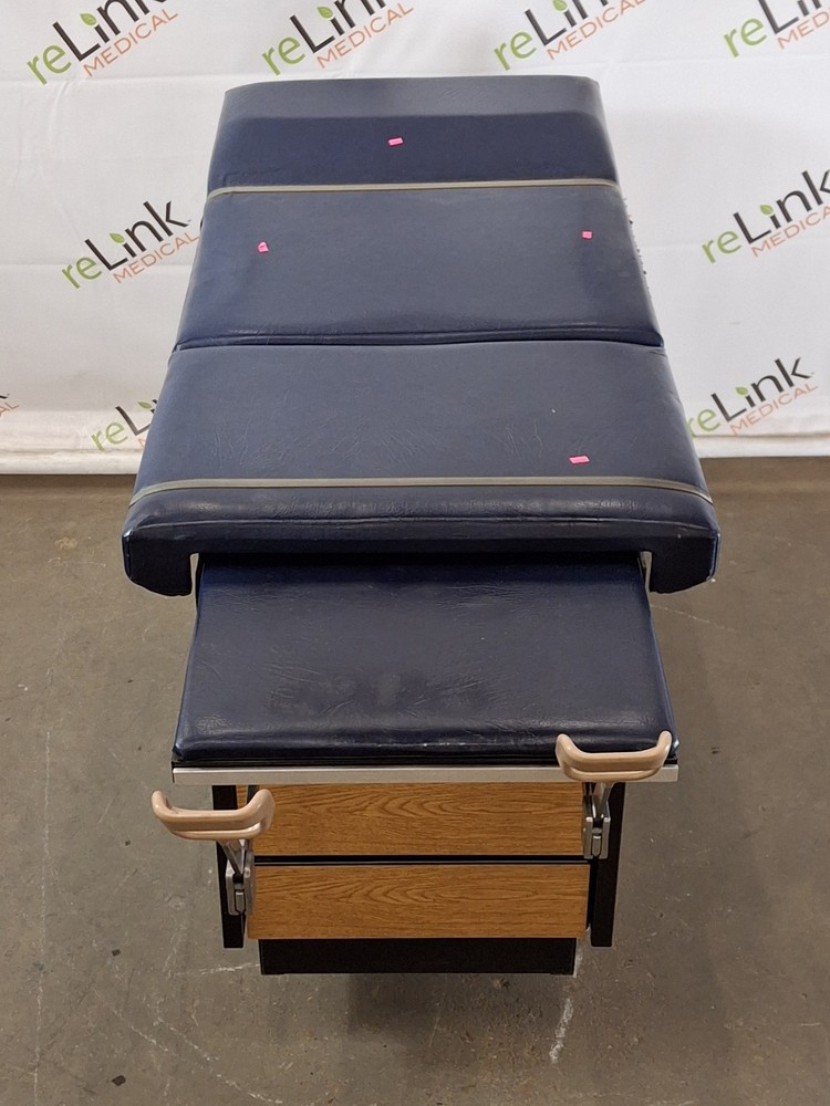 Midmark Ritter 100 Exam Table