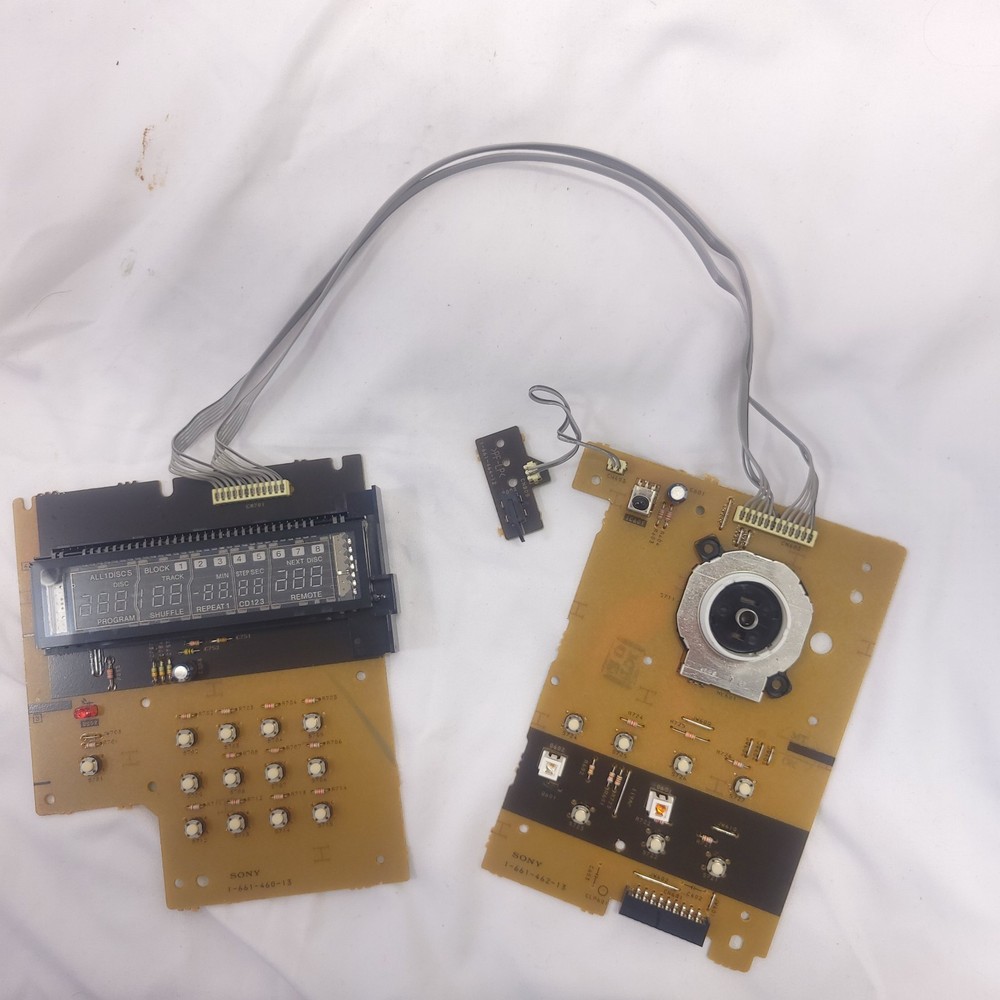 Sony CDP-CX205 200-Disc Mega CD Changer Player Part Screen Button Circuit Boards
