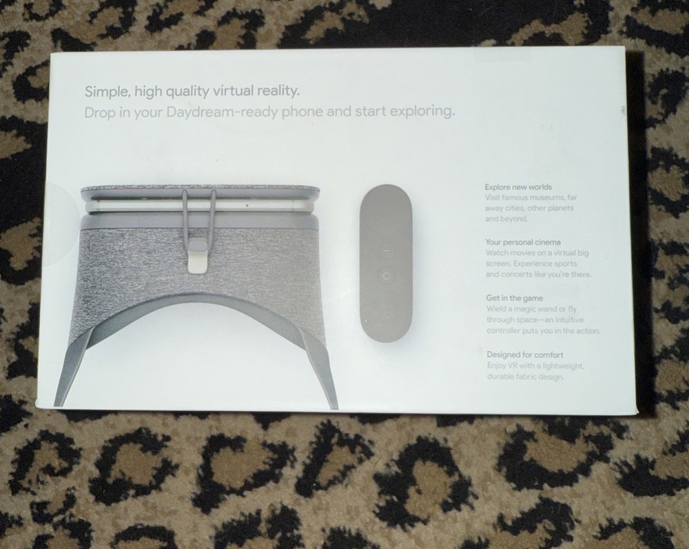 Google Daydream View VR Headset - Slate *Never Opened* Virtual Reality NIB