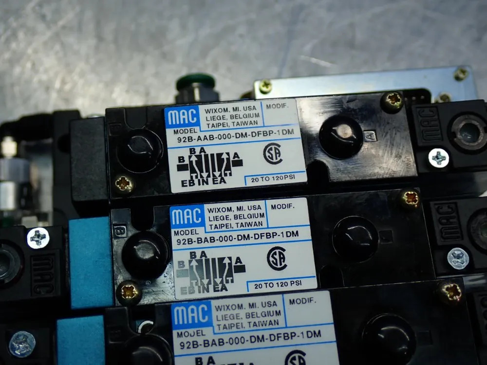 MAC PNEUMATIC SOLENOID VALVE ASSEMBLY 92B-000-BL4