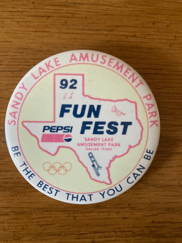 1992 Sandy Lake Amusement Park Button