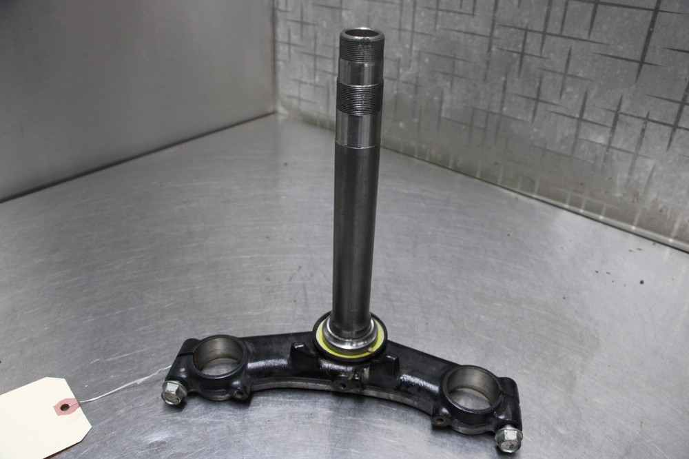 15-18 HONDA CB300F Lower Triple Tree Clamp