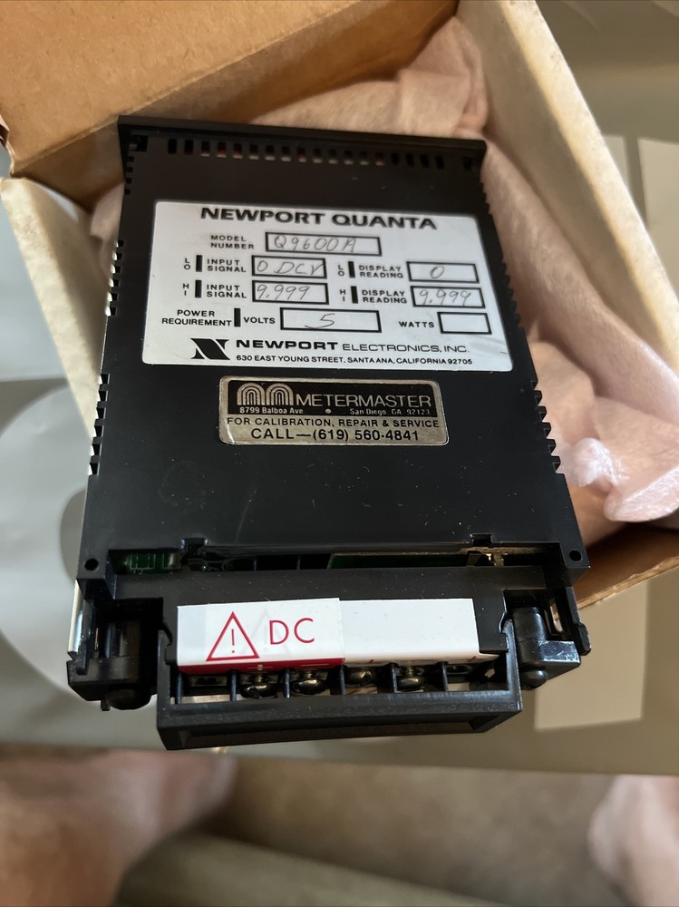 NEW SURPLUS Newport QUANTA DCV METERMASTER Q9600A RANGE 0-2 V