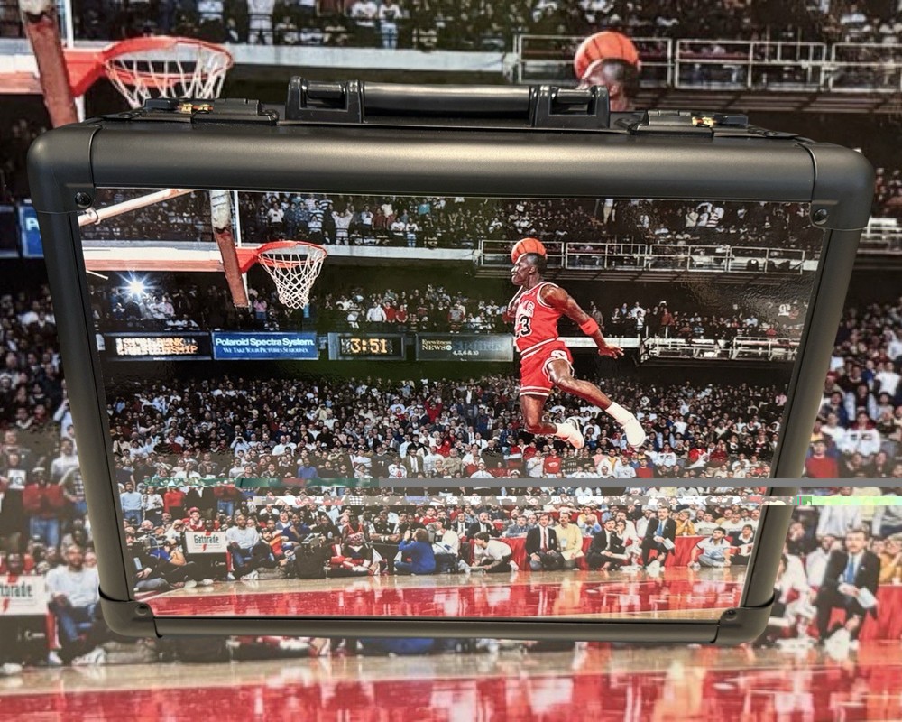 Graded Card Case Box Michael Jordan BGS/PSA Slab Protector Flying