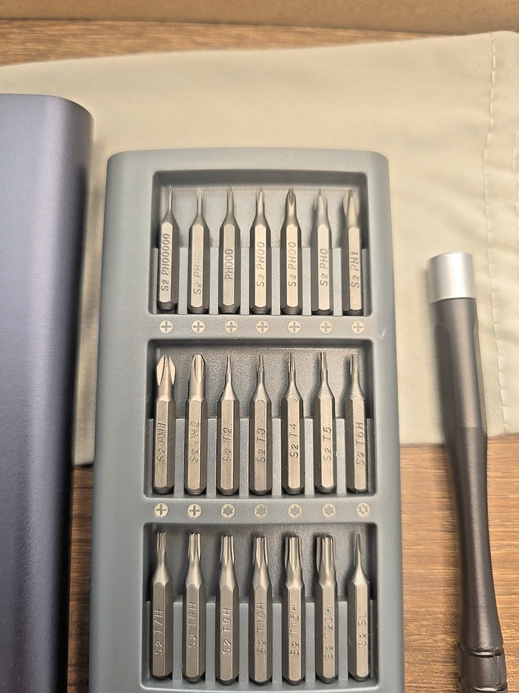 Klearlook 56 in 1 Multifunctional Screwdriver Bit Set w/Case and Handle