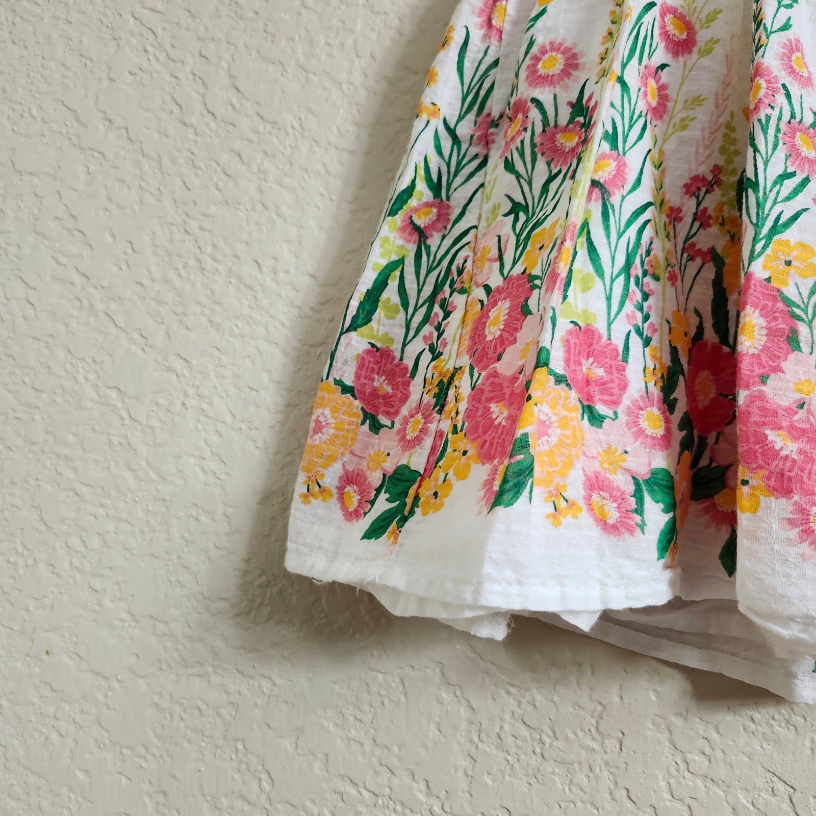 Haute Hippie Baby 24M White Floral Spring Cotton Ruffle Dress Pink Yellow