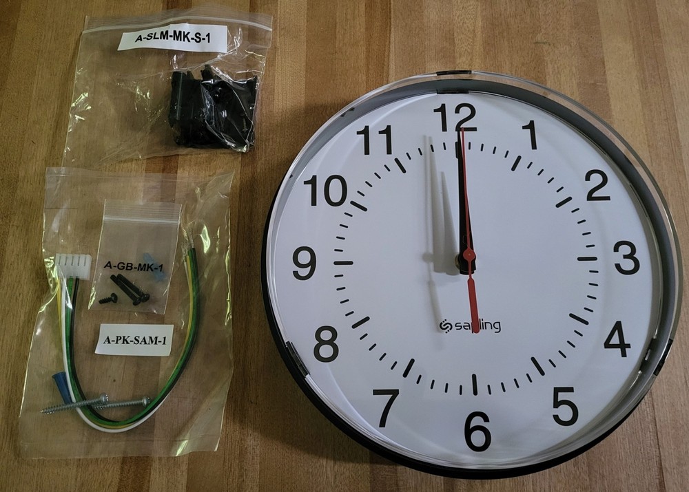 Sapling SAM-4BS-09R-1 Slimline Anolog Clock