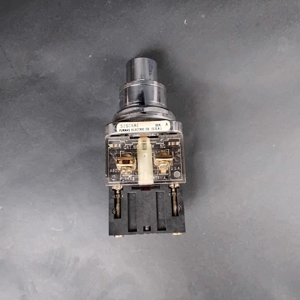 FURNAS 52SC6AE SER A KEYED SELECTOR SWITCH ($25 OBO)