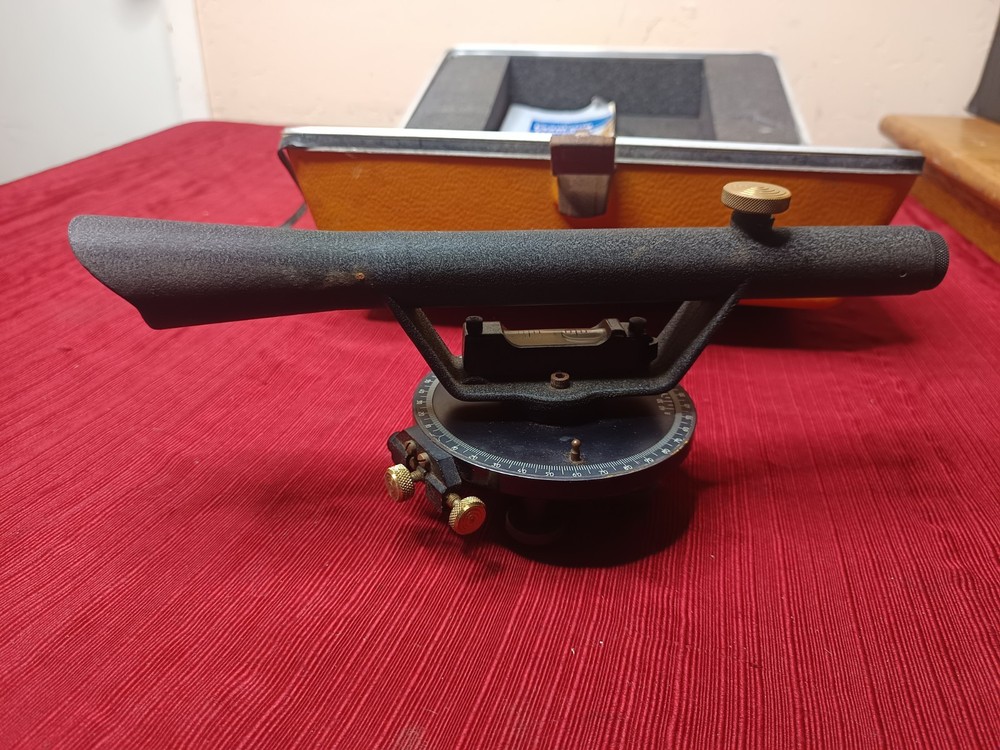 Berger Instruments 110C Service Dumpy Level With Case, Accessories & Manual