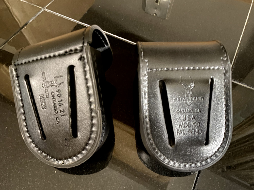 Safariland Model 90 Handcuff Pouch