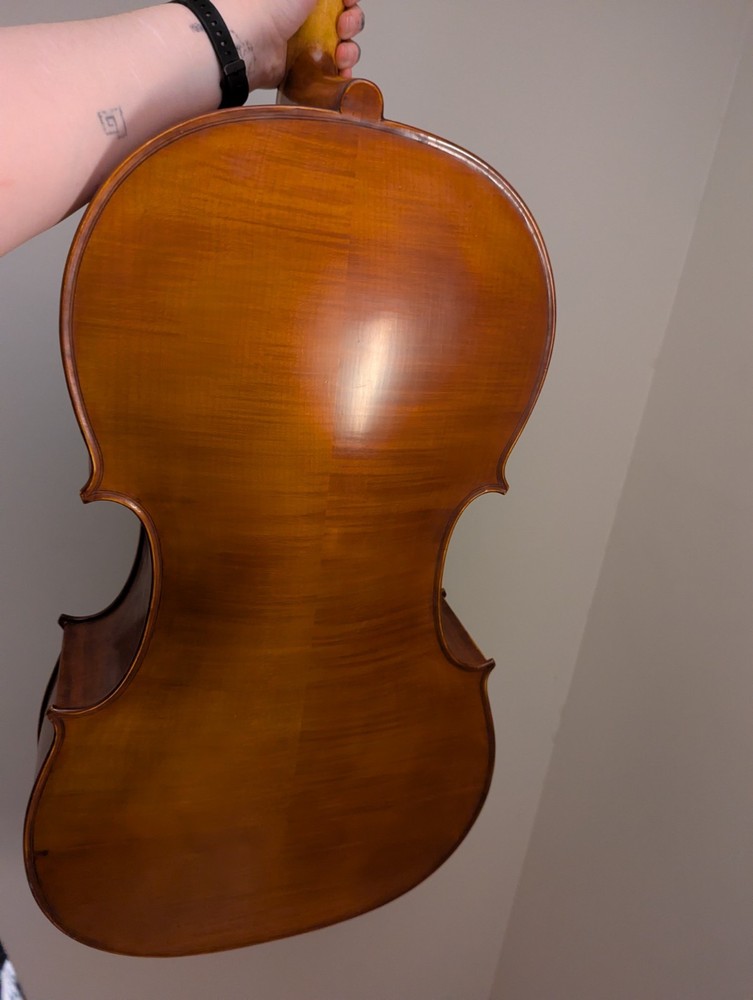 4/4 Romania Cello
