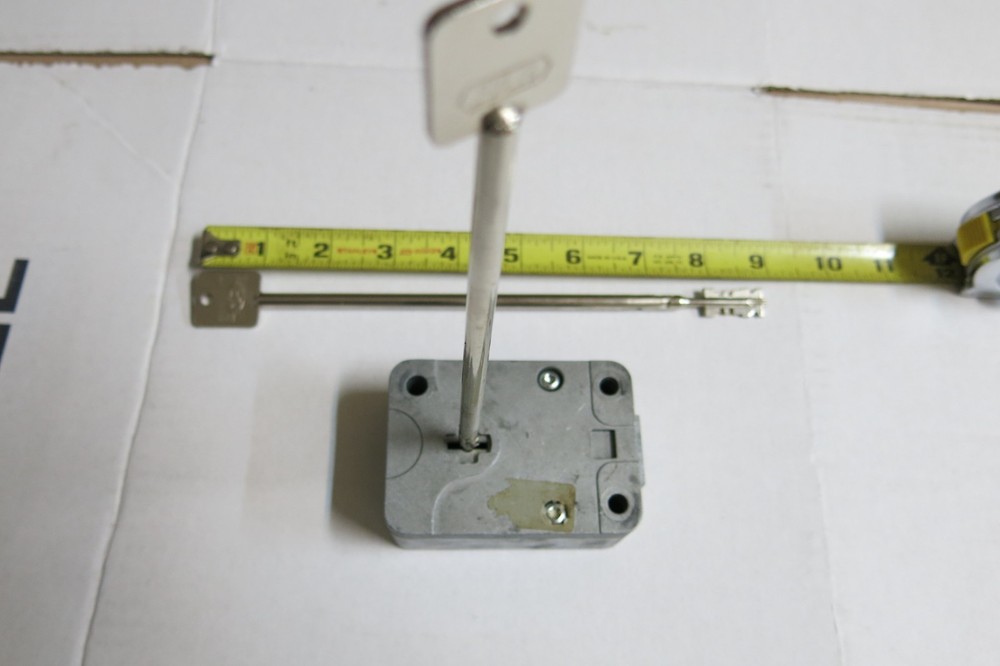 Sargent & Greenleaf Safe Key lock with Keys