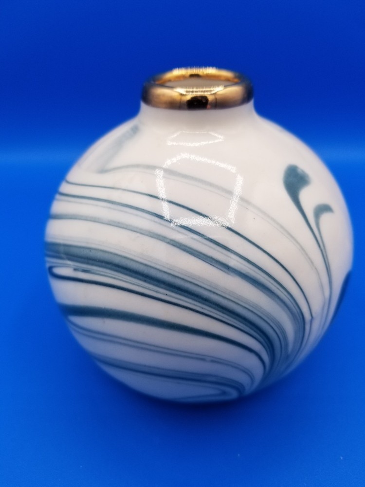 Eliana Bernard Bud Vase