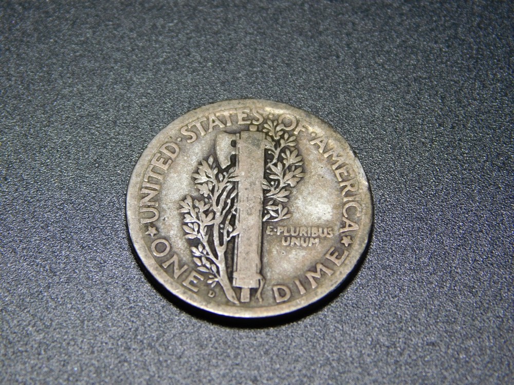 OLD SILVER US COIN 1924 D MERCURY LIBERTY DIME