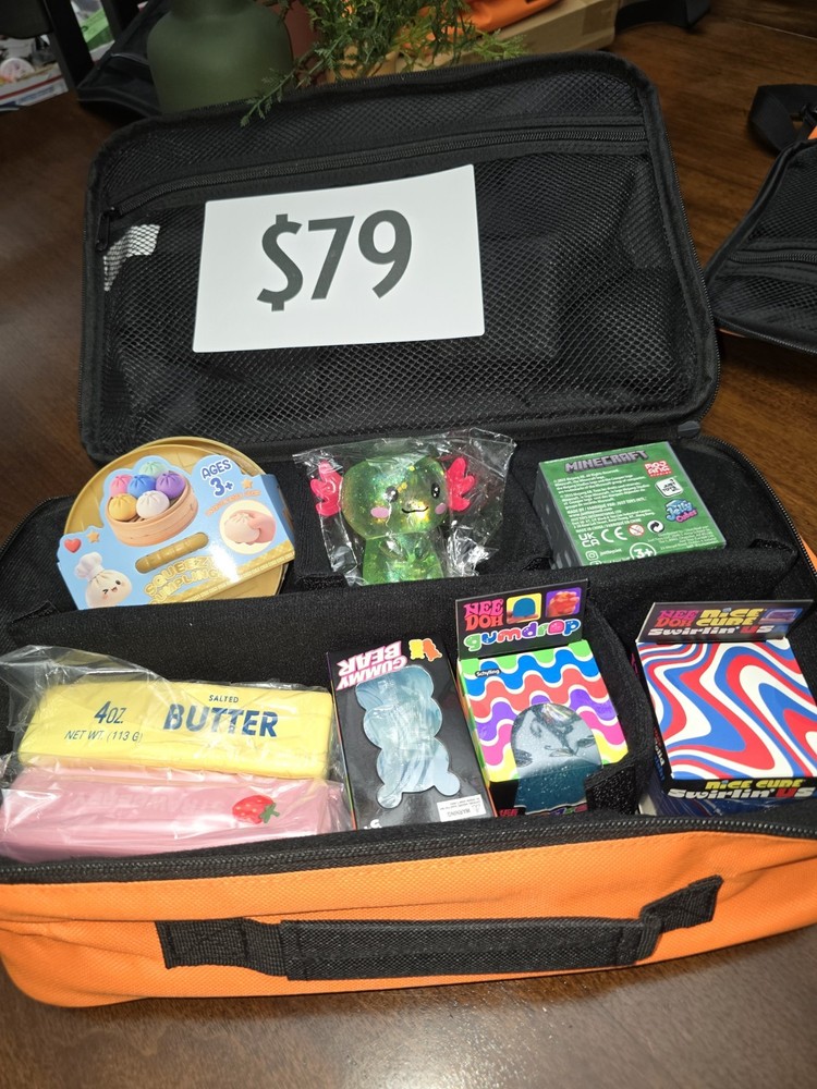 NEW Case With NeeDohs And Squishies!!