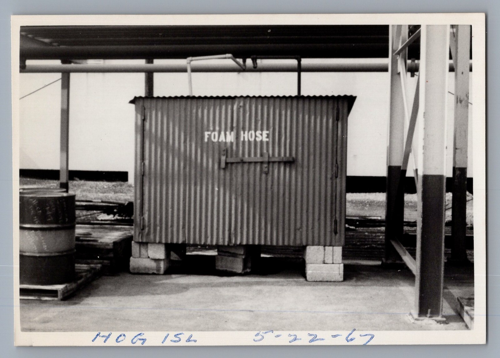 1967 Gulf Oil & Gas Vintage 4.25 x 3 Photo Pipeline Hog Island Pennsylvania 9466