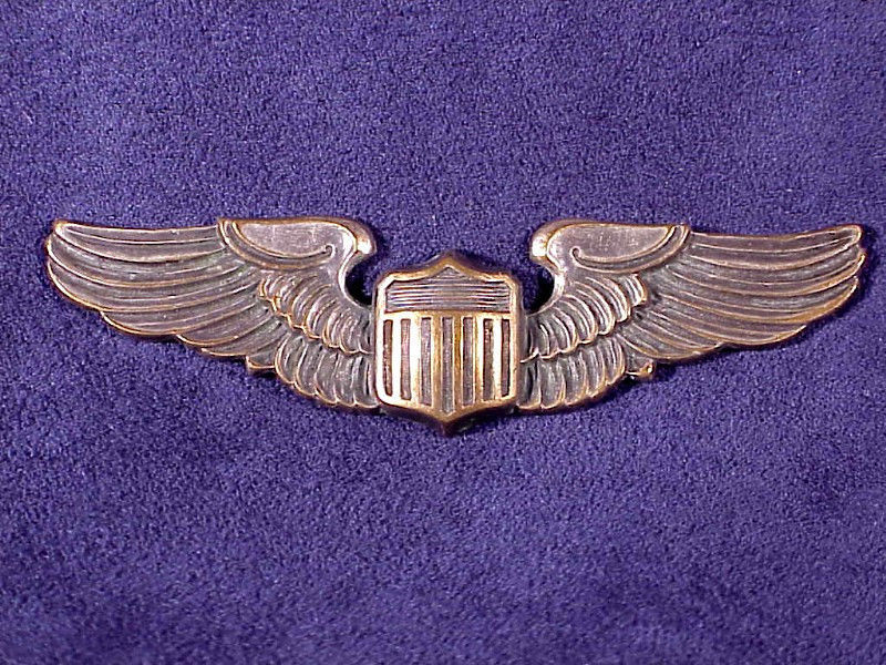 W.W. II Gemsco U.S. Army AIR CORPS PILOT'S BADGE