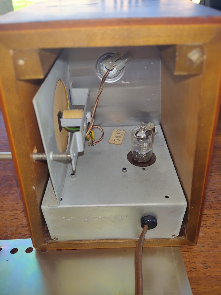 MCM Seth Thomas Electronic Metronome - Vacuum Tube Pulse & Light Timer