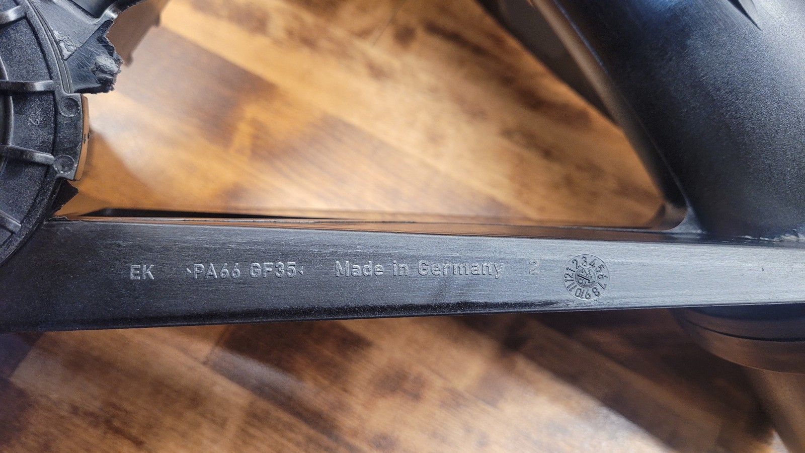 OEM Detroit DD15 Oil Pump A4721805601 + Suction Manifold A4721806851 + O-Rings