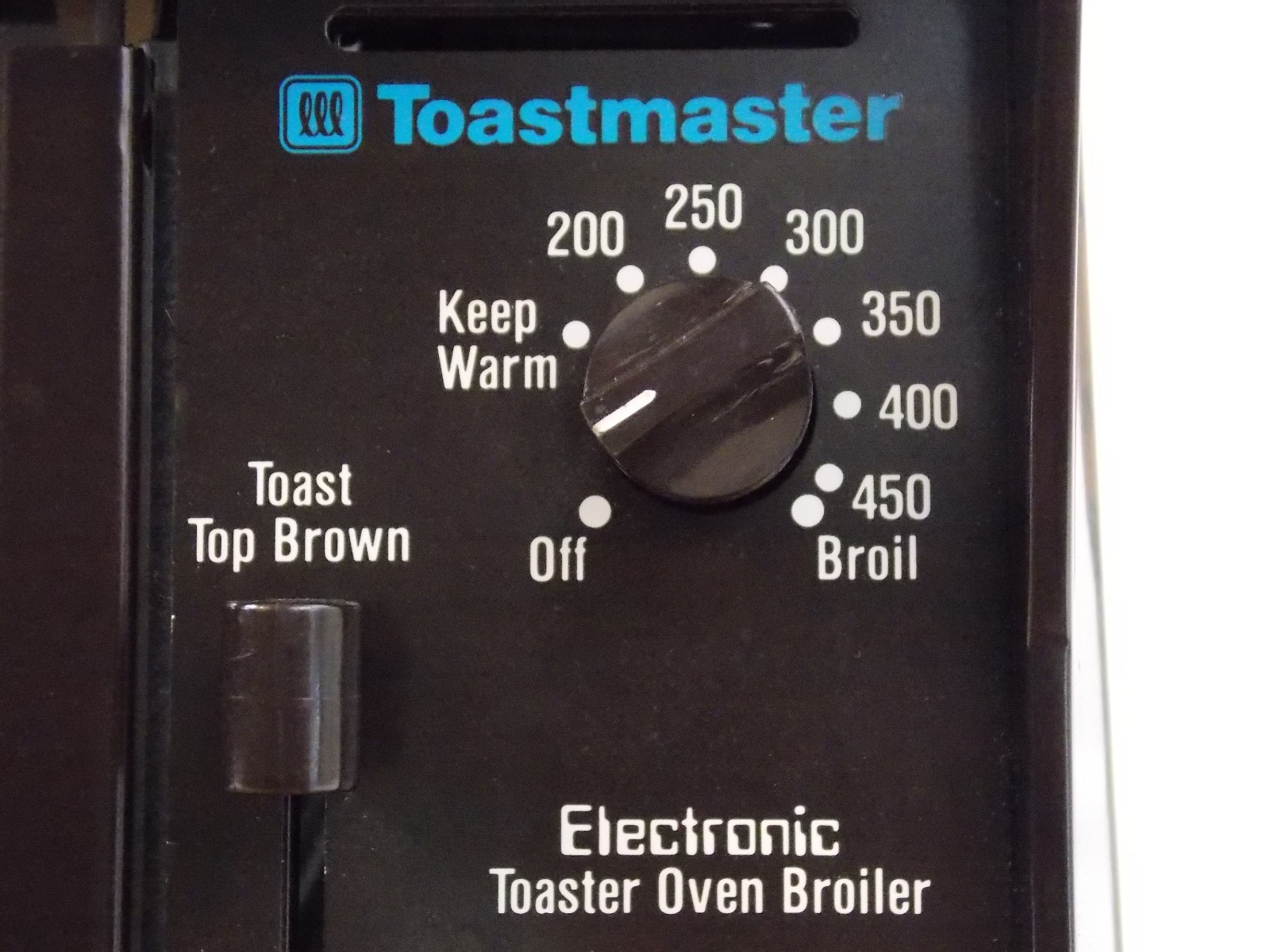 Toastmaster model 324 Tabletop Toaster Oven Faux Wood Broil & Bake EXCL COND....