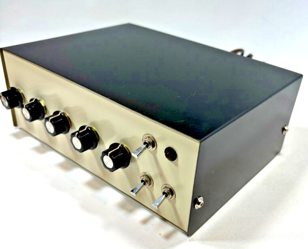 Vintage Amplifier ??? w Mouser Transformer 6 Knobs & 3 Toggle Switches Pristine