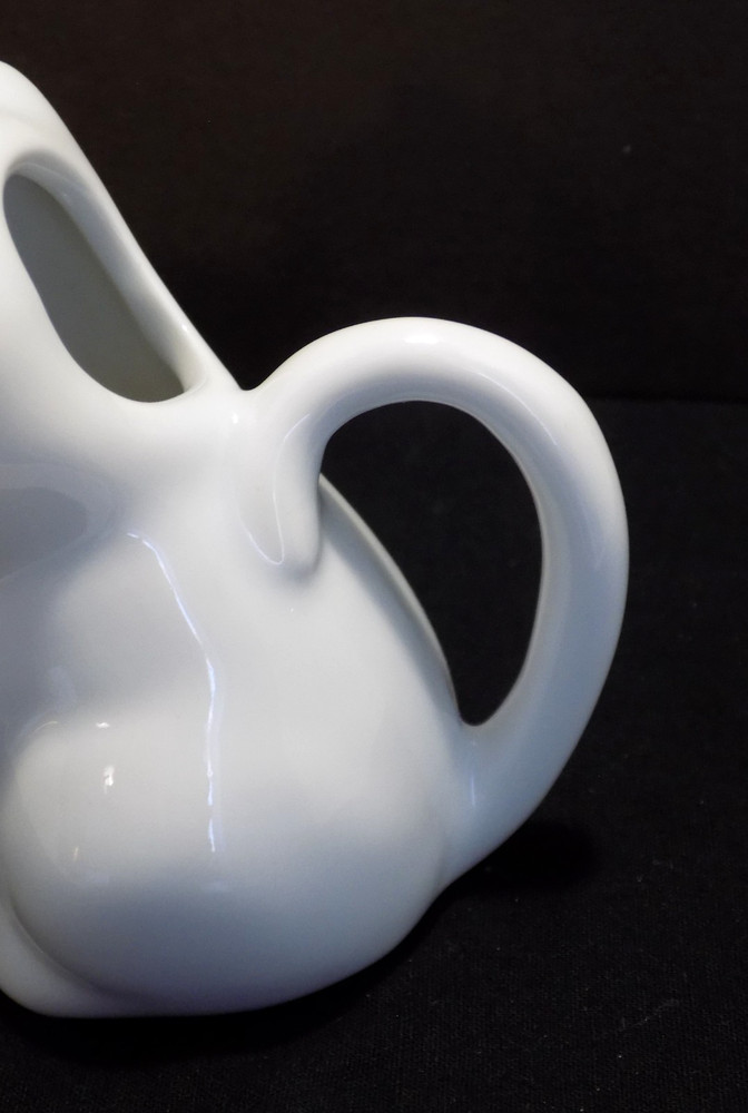 Mini White Ceramic Cat Kitty Shape Creamer Pitcher Paw Spout Tail Handle