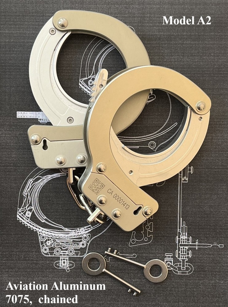 A2:Triple lock & fully automatic chained handcuffs with over-tightening function