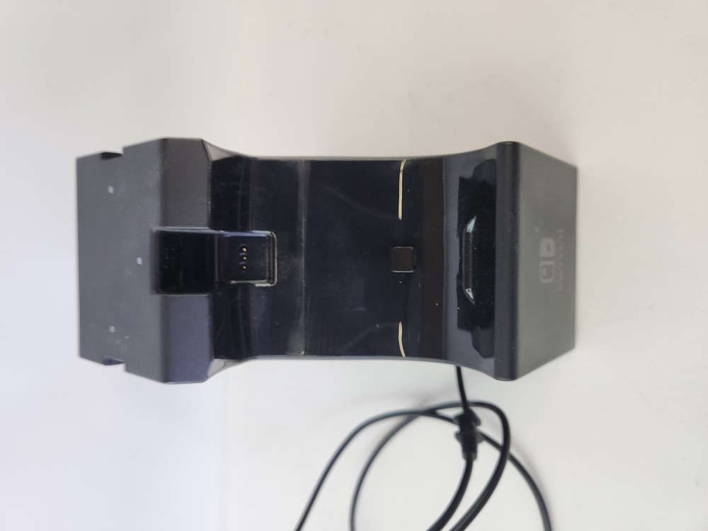 PowerA Charging Dock for Nintendo Switch Joy-Con & Pro Controller 1502279-01 Use