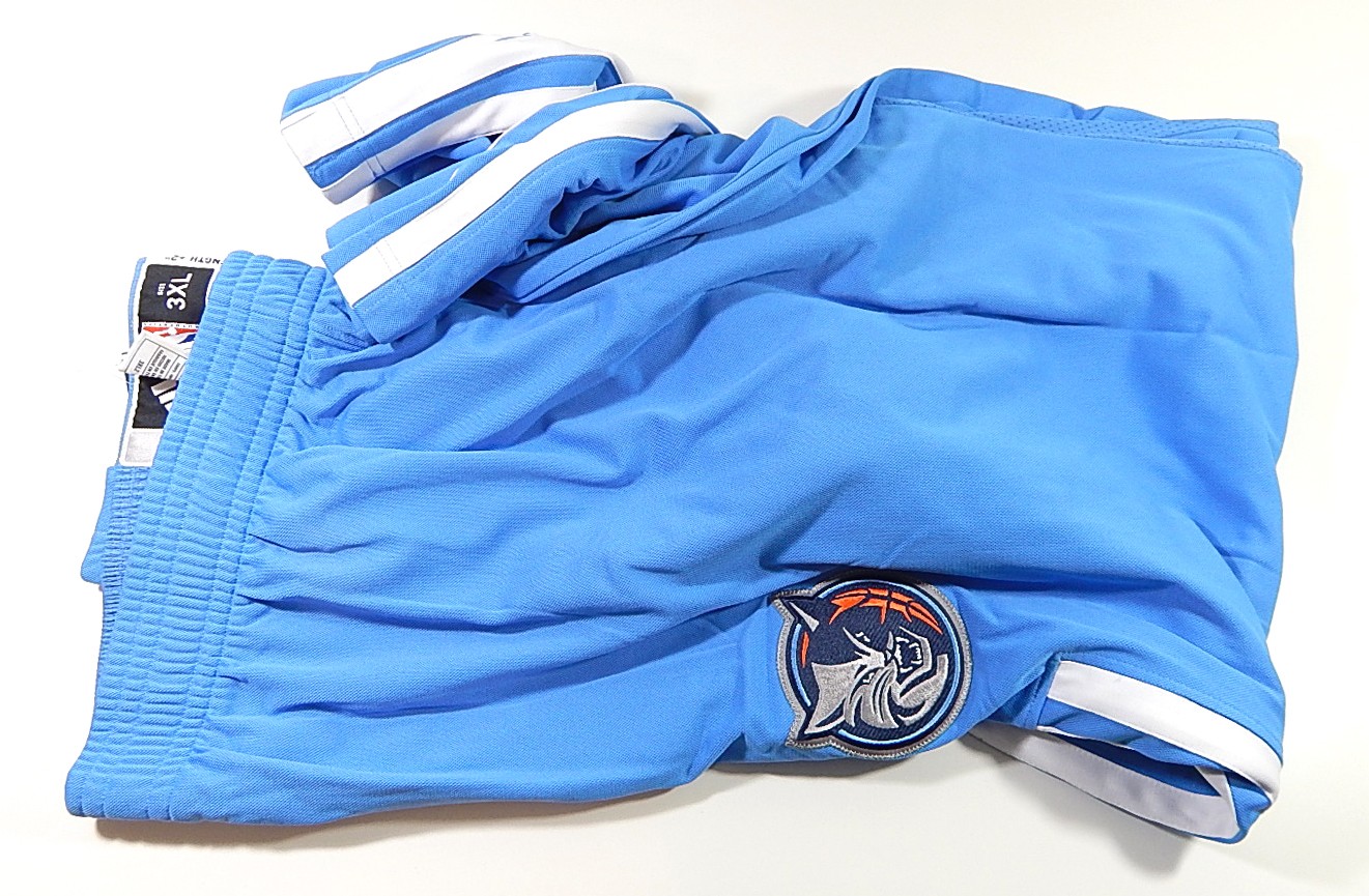 Lot of (8) NBA Warm Up Pants Adidas Jazz Pistons Hornets Pelicans Bobcats M-3XL