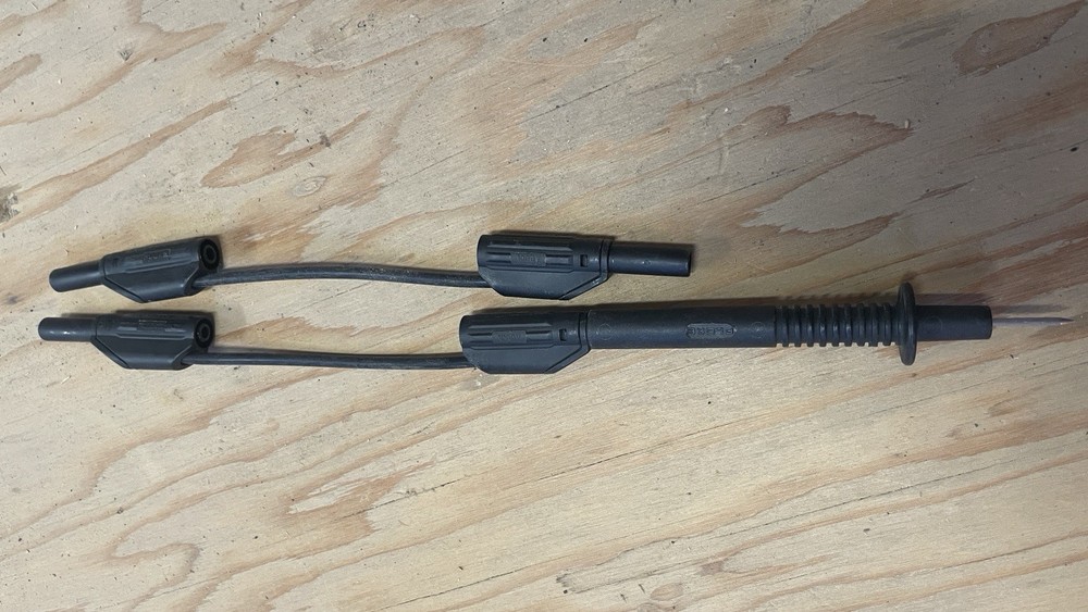 Assorted Fluke Test Leads (1) 300v, (2) 1kv, Two Tips