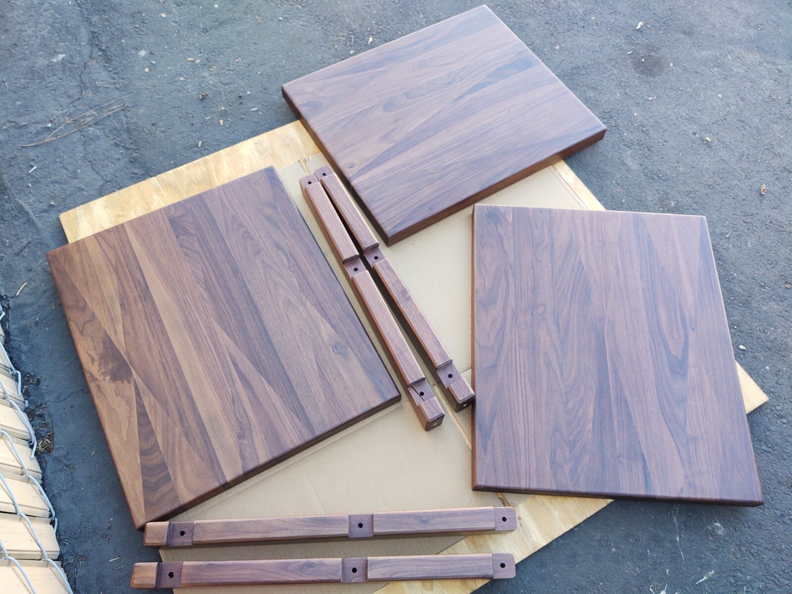 Jazz Brothers- Walnut Wood Audio Rack