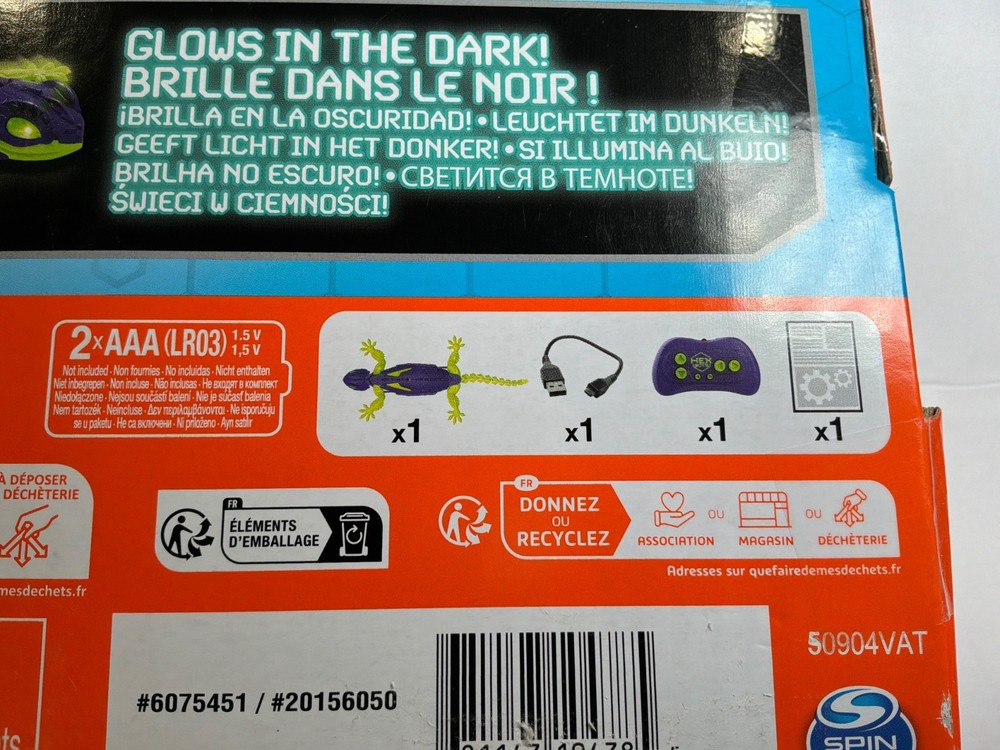 Hex Bots Wall Climber Glowing Wall Crawler Gecko NEW!
