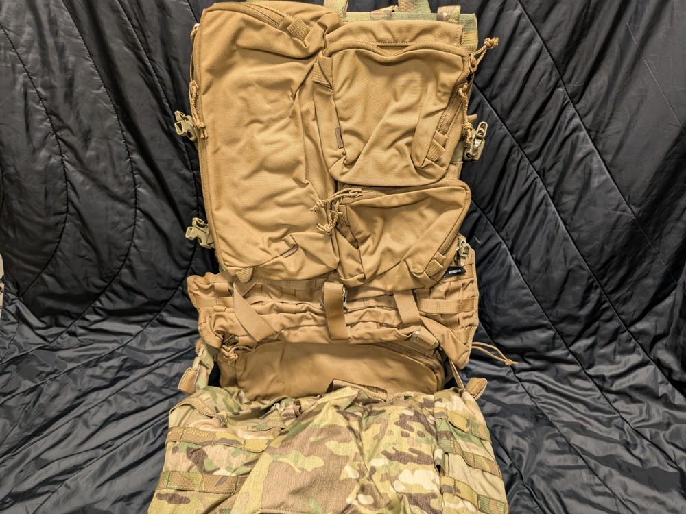 Catoma Switchblade Pack. New!