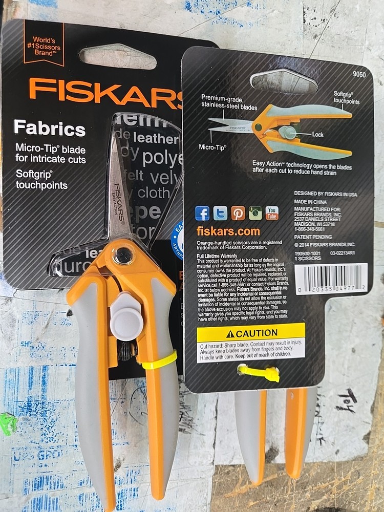 Fiskars 190500-1003 5 in Micro Tip Spring Scissor