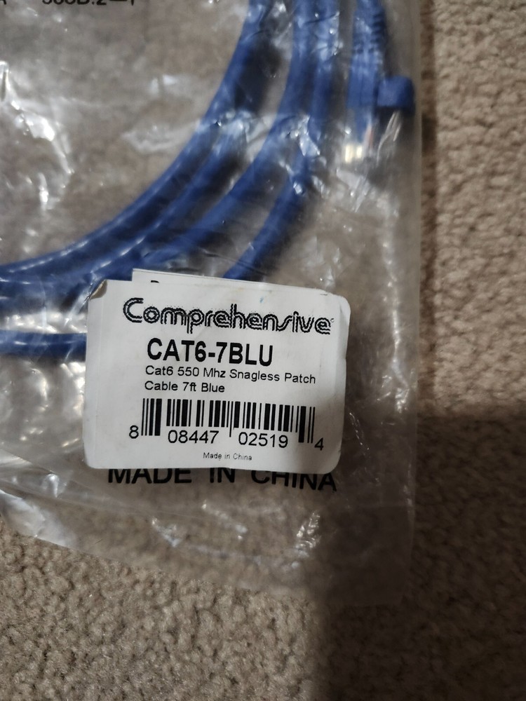 Comprehensive Cat6 550 Mhz Snagless Patch Cable 7ft Blue (CAT67BLU)