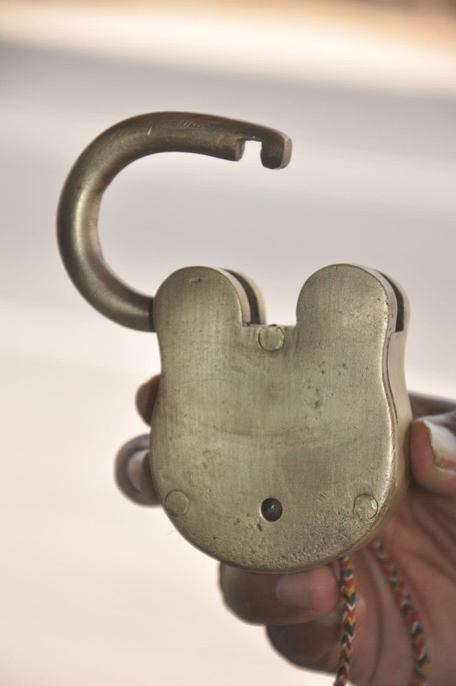 Vintage Brass Fine "HONESTY' Handcrafted Solid Heavy 10 Levers Padlock