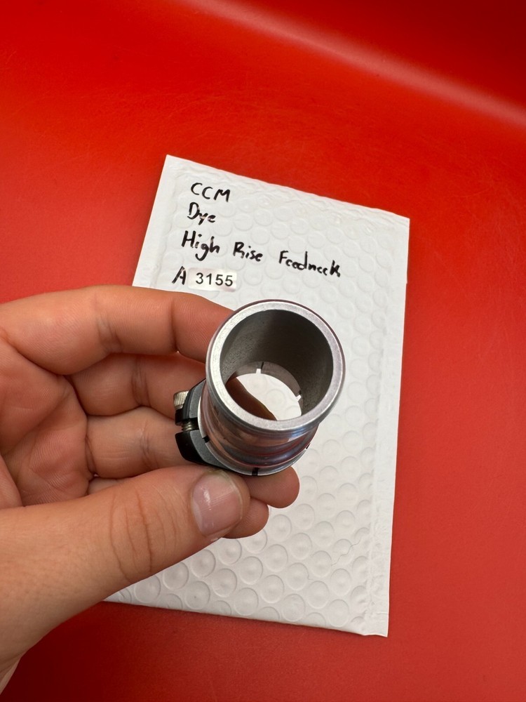 CCM Dye High Rise Feedneck