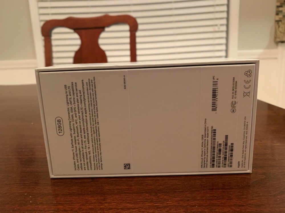 iPhone 11 Box