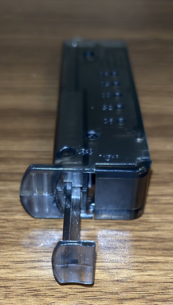 Airsoft 6mm BB 100 Round Capacity Magazine Speed Loader & Spout Speed Loader