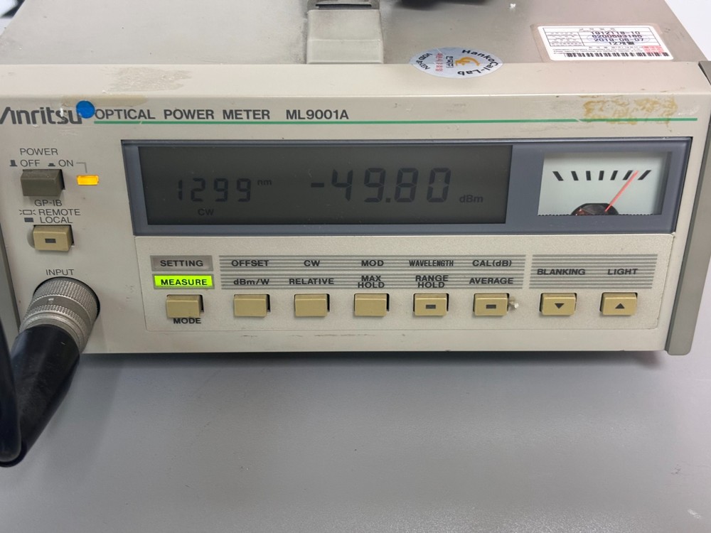 Anritus optical power meter ML9001A / MA9305B sensor