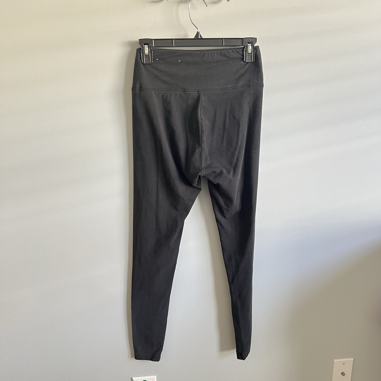 American Eagle Outfitters Women's Hi-Rise Leggings Size M Black