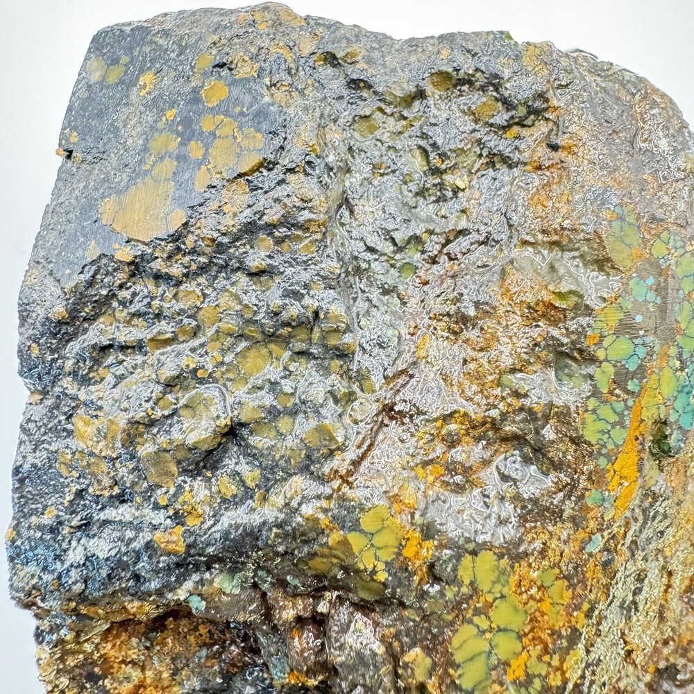618 Grams Micro Spiderweb Hubei Nugget Stabilized Solid No Host Rock Muti Color