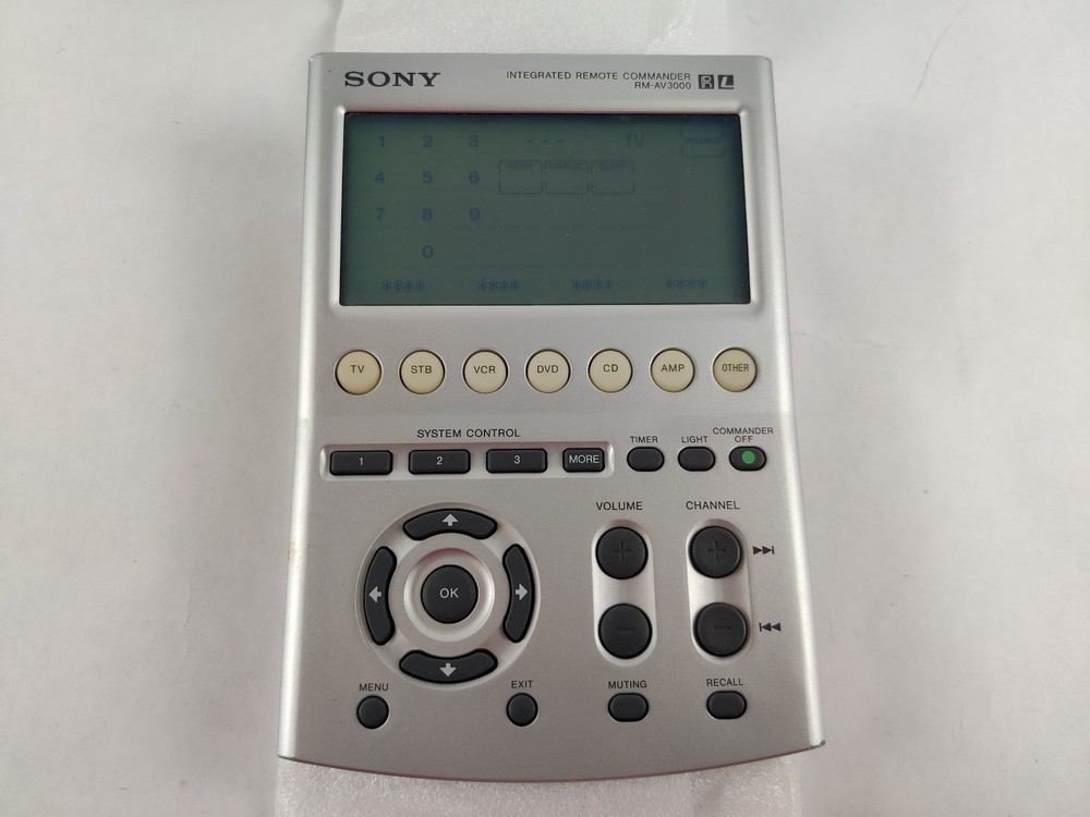 Sony Integrated Remote Commander RM-AV3000 Controls 18 Component Touchscreen
