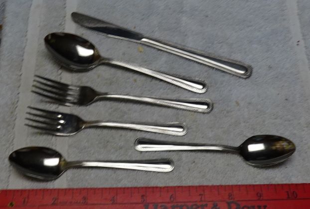 * VINTAGE Stainless Flatware JAPAN - 6 Pc PLACE SETTING - BEADED Pattern - NICE