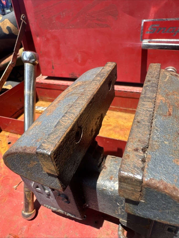 Craftsman 51885 4 1/2 Bench Vise