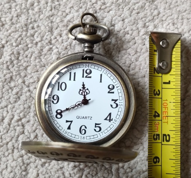 Rose Design Quartz Pocket Watch - Bronze effect without chain - requires battery