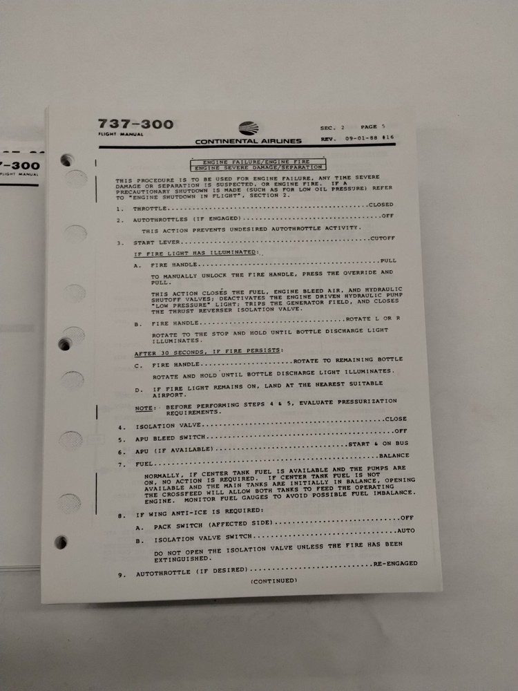 Continental 737-300 Flight Manual 1990-Copy