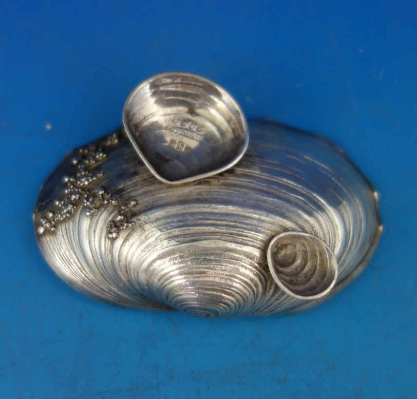 Narragansett by Gorham Sterling Silver Salt Dip w/Design on Bottom Left (#8790)