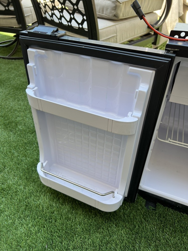 CASCADIA 2009-2018 TRUCK Replacement REFRIGERATOR12V DC